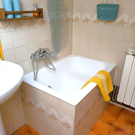 Apartment Mansard Alba - Sea 5 Terre-trekking-excursions-relax San Terenzo