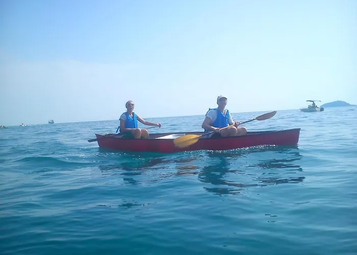 Mansard Alba - Sea 5 Terre-trekking-excursions-relax * سان تيرينزو
