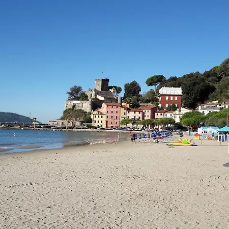 Mansard Alba - Sea 5 Terre-trekking-excursions-relax * San Terenzo