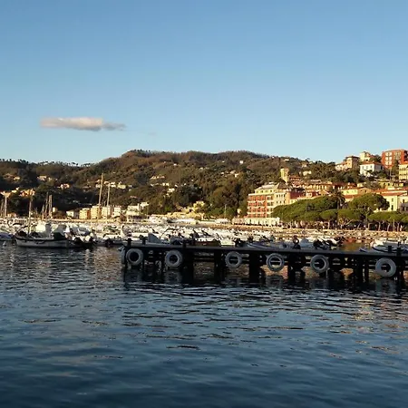 Mansard Alba - Sea 5 Terre-trekking-excursions-relax * סן טרנצו
