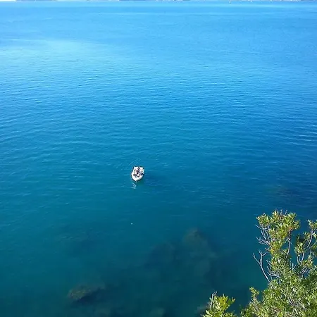 Mansard Alba - Sea 5 Terre-trekking-excursions-relax