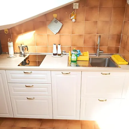 Apartment Mansard Alba - Sea 5 Terre-trekking-excursions-relax