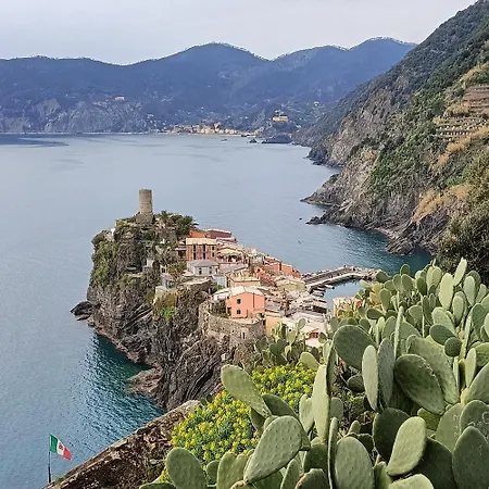 Διαμέρισμα Mansard Alba - Sea 5 Terre-trekking-excursions-relax San Terenzo